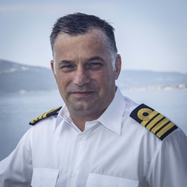Mike Hitch Relief Captain services